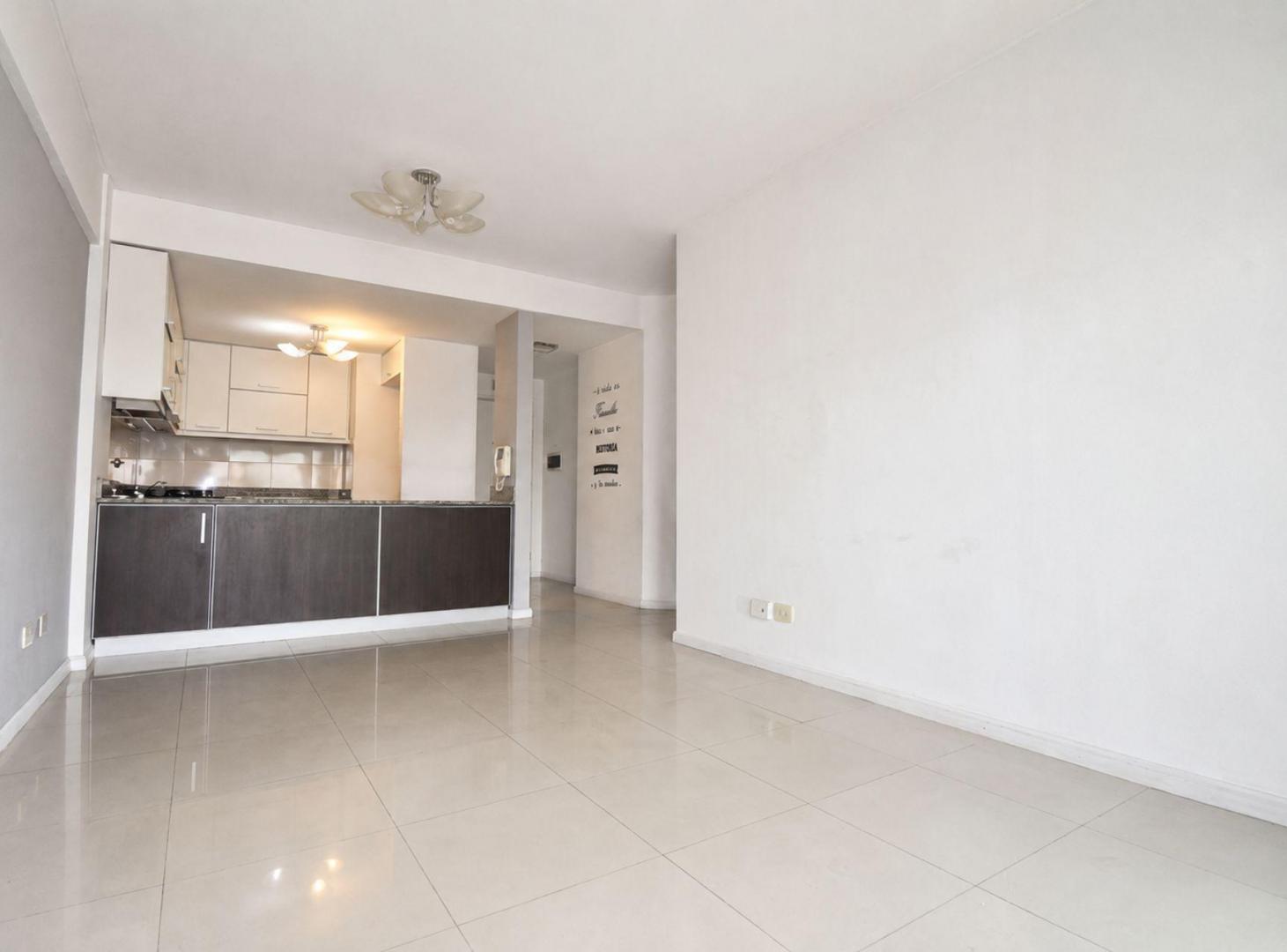 Foto de 3 ambientes con Balcon Venta Parque Chacabuco, imagen 2