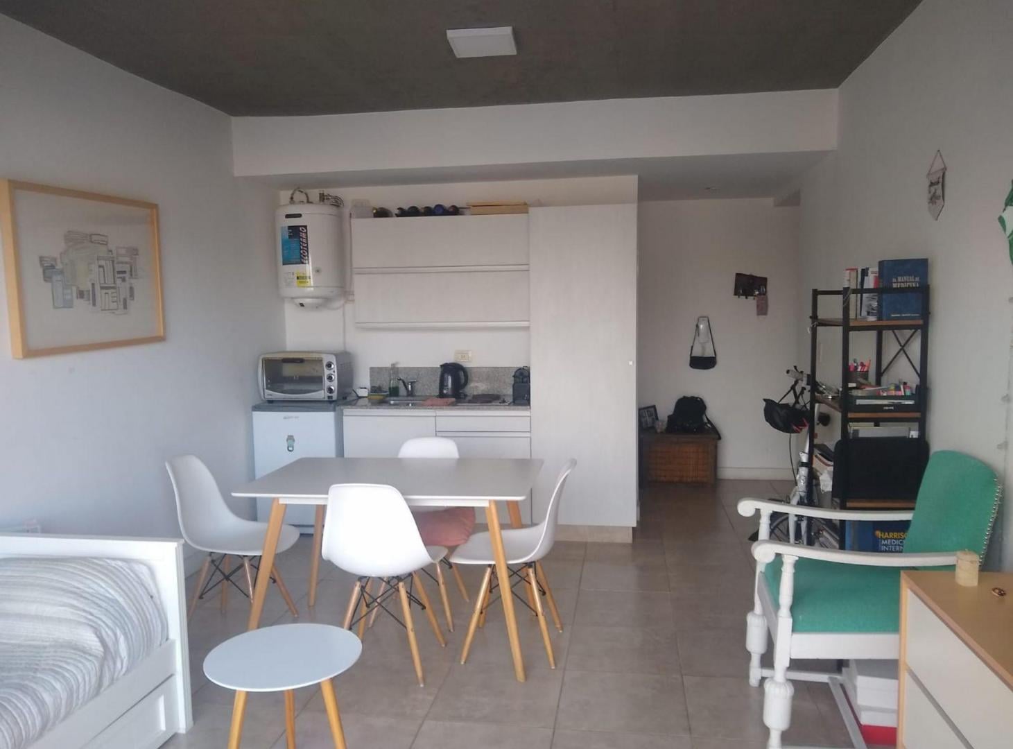 Foto de MONOAMBIENTE ALQUILER CABALLITO APTO PROFESIONAL, imagen 2