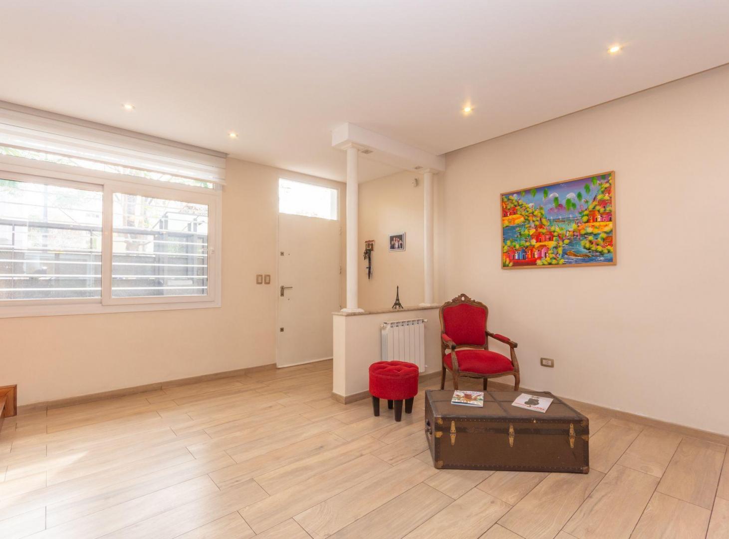 Foto de Venta Casa 4 ambientes Devoto. Jardin 2 Cocheras, imagen 4