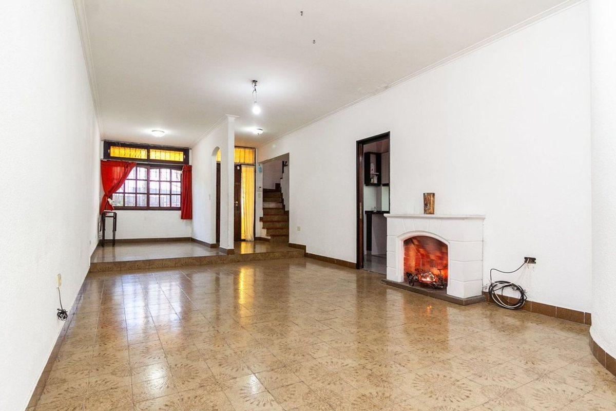 Foto de CASA 5 AMB LOTE PROPIO JARDÍN QUINCHO COCHERA, imagen 3