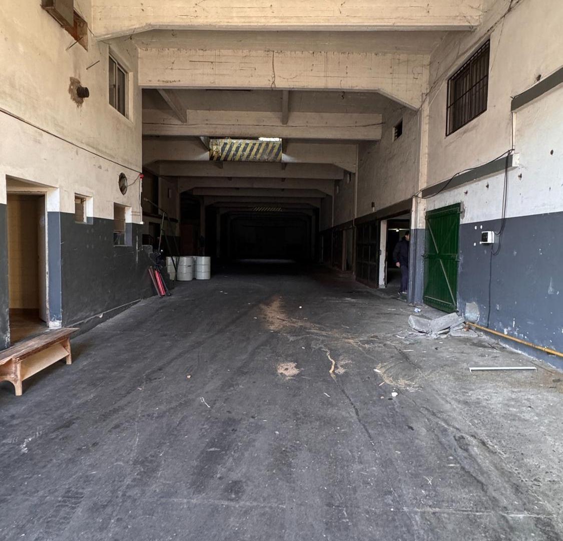 Foto de Venta Galpón Zona Industrial Avellaneda 3550 M2, imagen 1