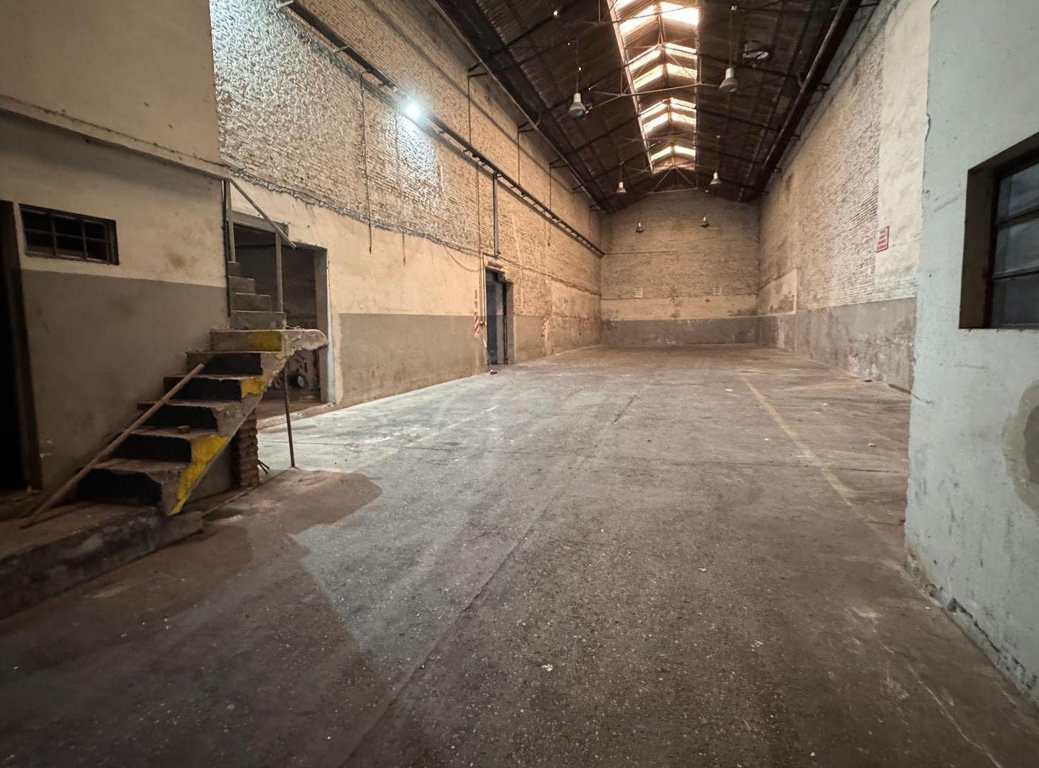 Foto de Alquiler Galpón Avellaneda Zona Industrial 3423 M2, imagen 2