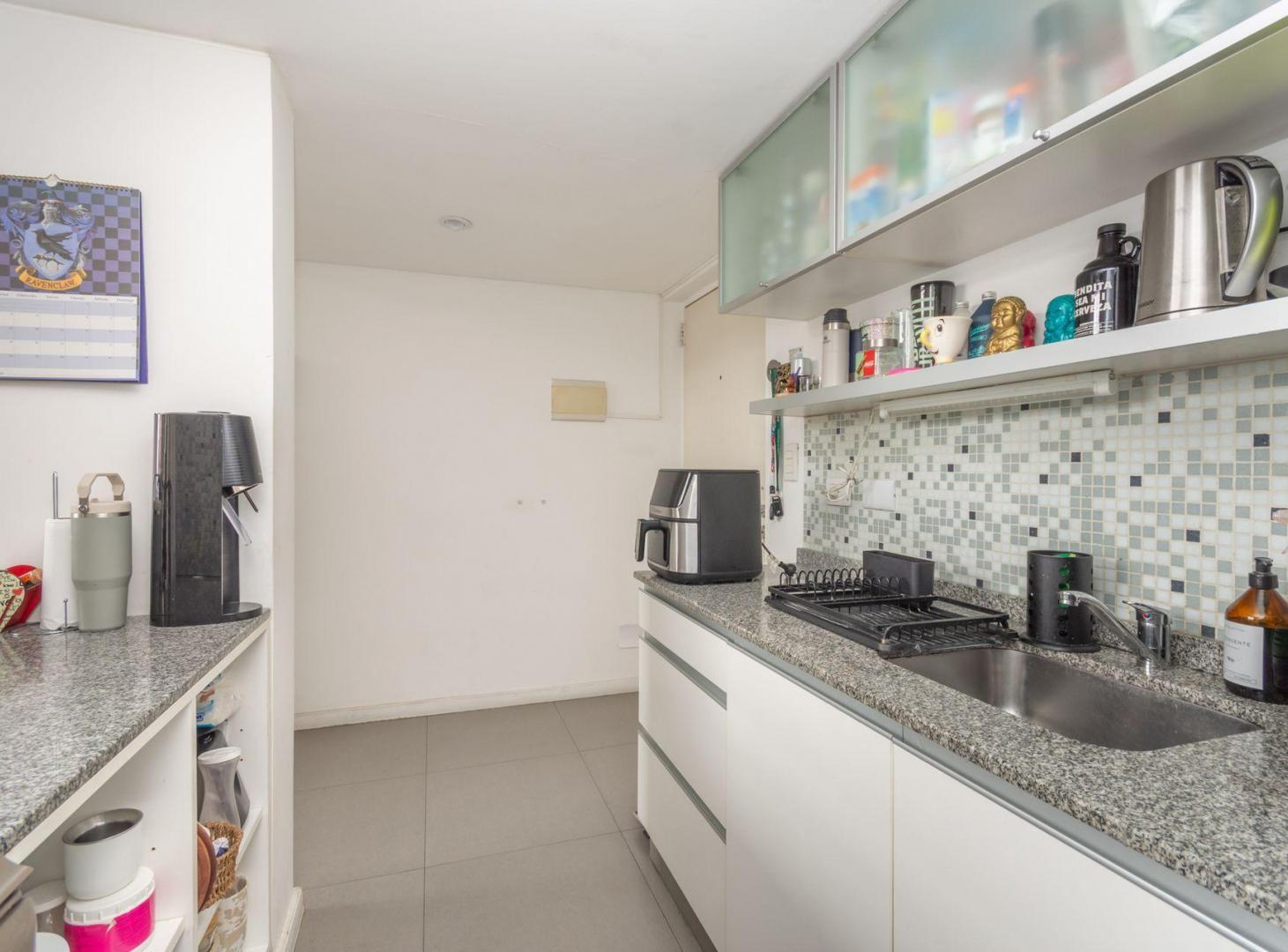 Foto de VENTA DÚPLEX 2 AMBIENTES COCHERA PARRILLA PROPIA, imagen 2