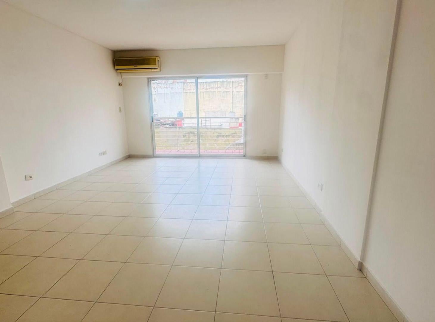 Foto de Monoambiente ALQUILER en VILLA URQUIZA! Luminoso, imagen 5