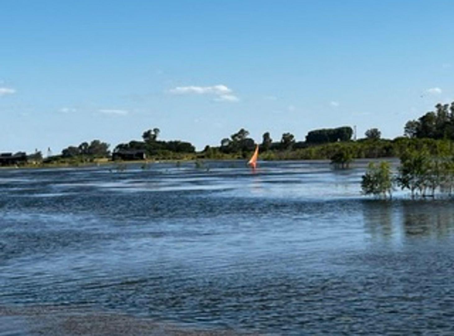 Foto de Lote en venta S.A. Giles frente a Laguna, imagen 4