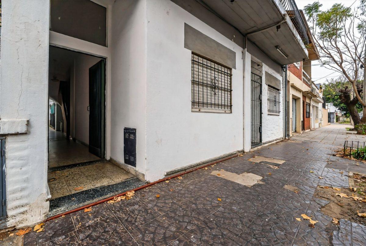 Foto de 3 PH en block en venta en Ramos Mejia, imagen 1