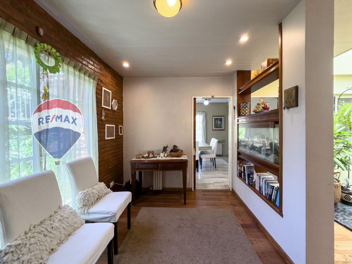 Foto de CASA 4 AMBIENTES EN VENTA EN BURZACO APTO CREDITO, imagen 4