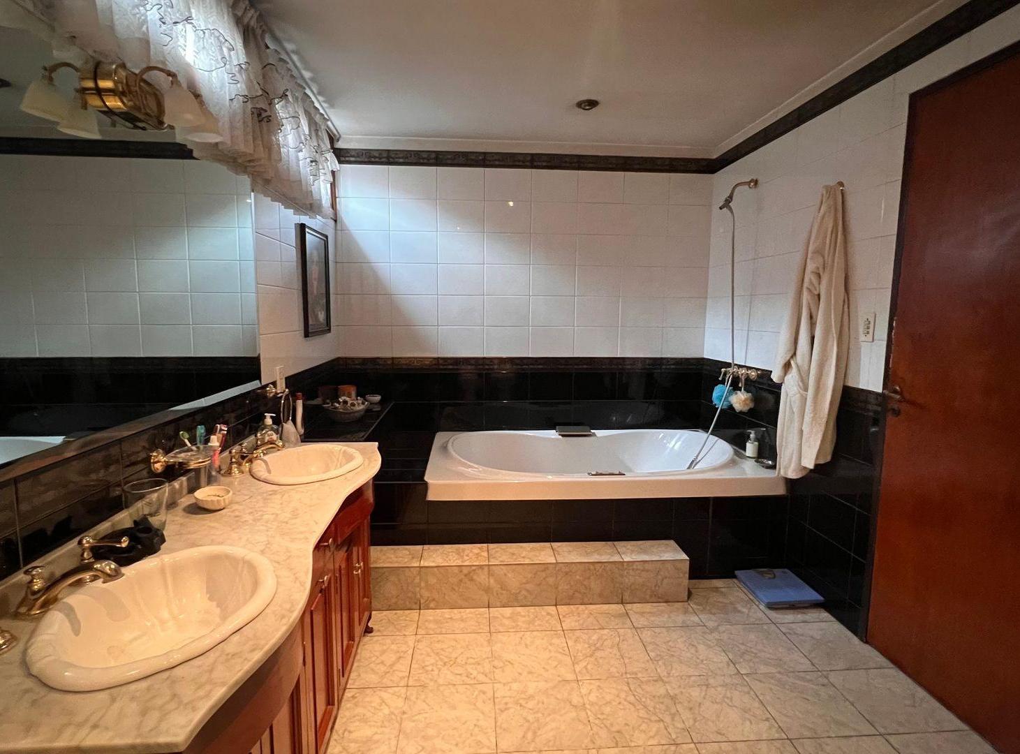 Foto de CASA 5 AMBIENTES EN VENTA ADROGUE, imagen 5