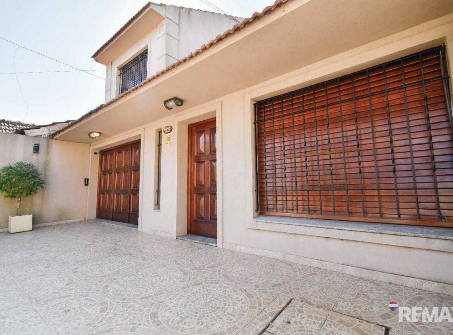Foto de CASA 4 AMBIENTES EN VENTA EN ADROGUE, imagen 2
