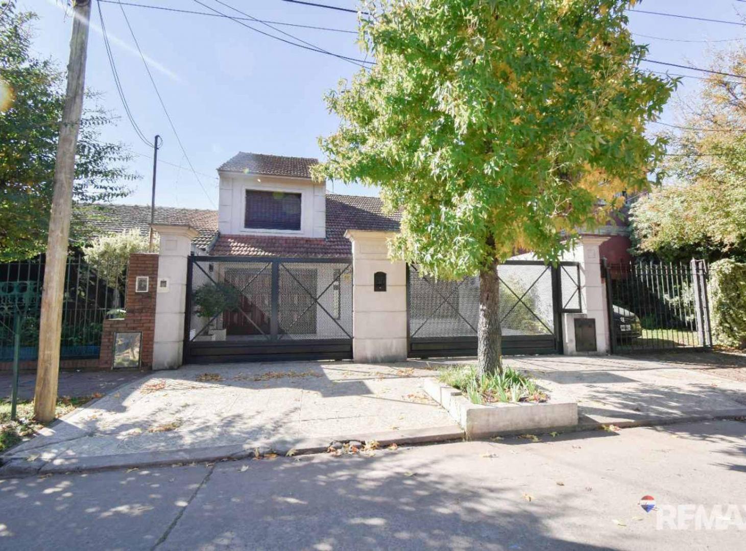 Foto de CASA 4 AMBIENTES EN VENTA EN ADROGUE, imagen 1