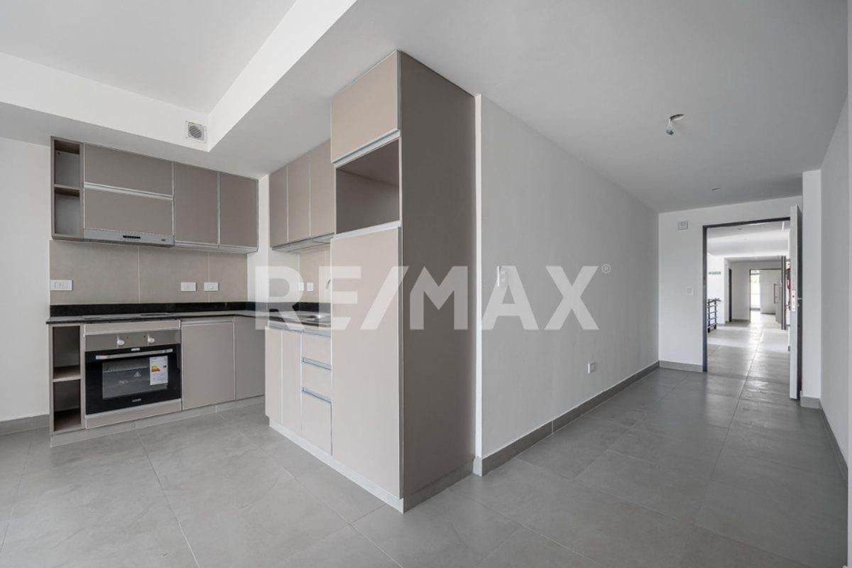Foto de DEPARTAMENTO 3 AMBIENTES VENTA VILLA MITRE, imagen 1