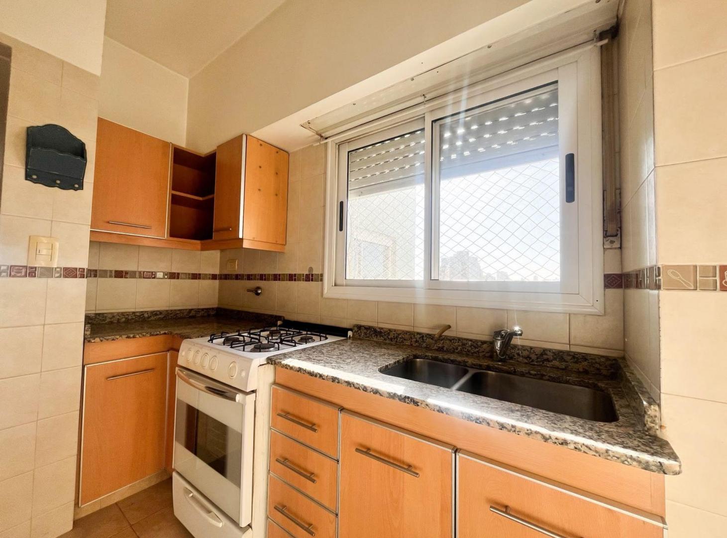 Foto de VENTA DEPTO 2 AMBIENTES CON COCHERA APTO CRÉDITO, imagen 4