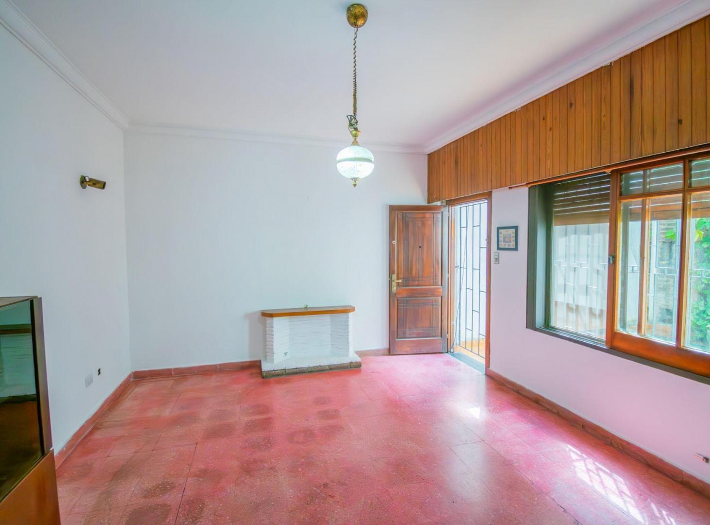 Foto de Casa 6 Ambientes Quilmes Oeste 400m2 Terreno Venta, imagen 1