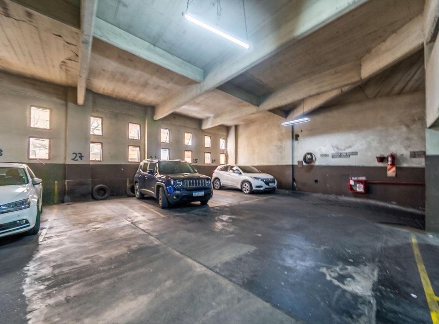 Foto de COCHERA EN VENTA EN BARRIO NORTE, imagen 3