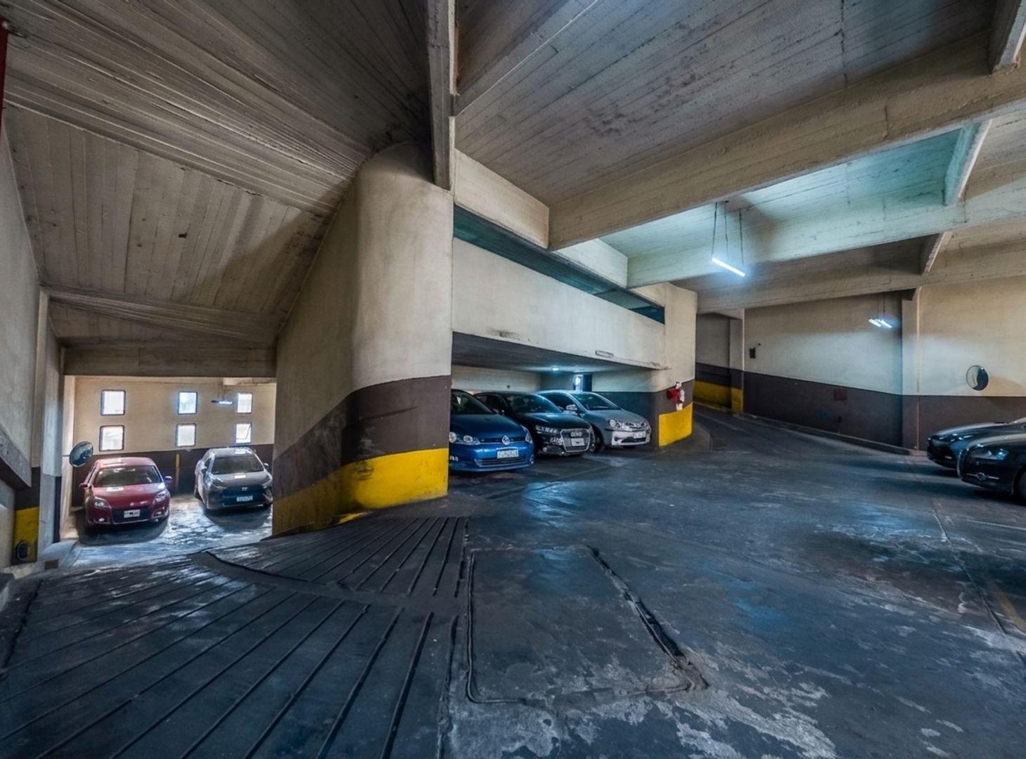 Foto de COCHERA EN VENTA EN BARRIO NORTE, imagen 5
