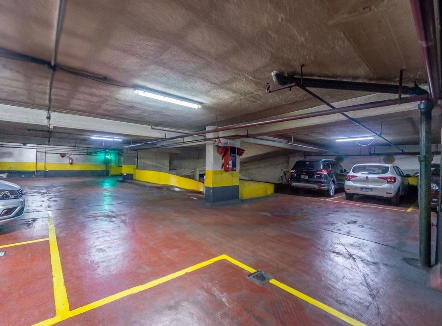 Foto de COCHERA EN VENTA EN BARRIO NORTE, imagen 3