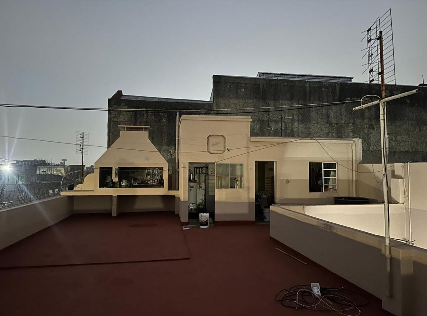 Foto de VENTA CASA CON GALPON PATIO Y TERRAZA V.ALSINA, imagen 5