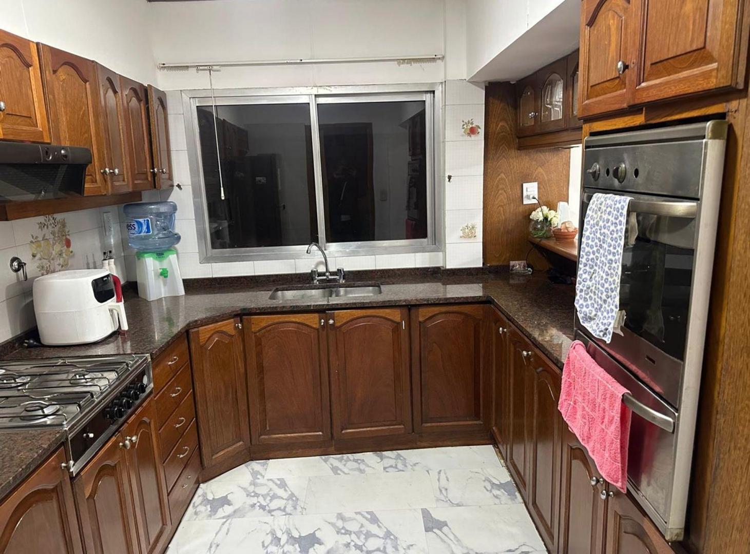 Foto de VENTA CASA CON GALPON PATIO Y TERRAZA V.ALSINA, imagen 4