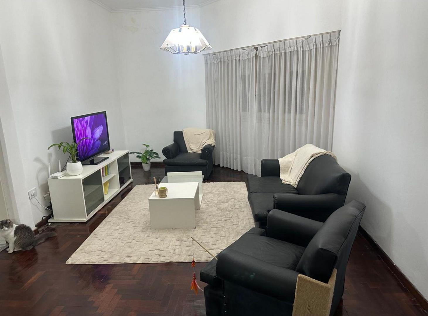 Foto de VENTA CASA CON GALPON PATIO Y TERRAZA V.ALSINA, imagen 1