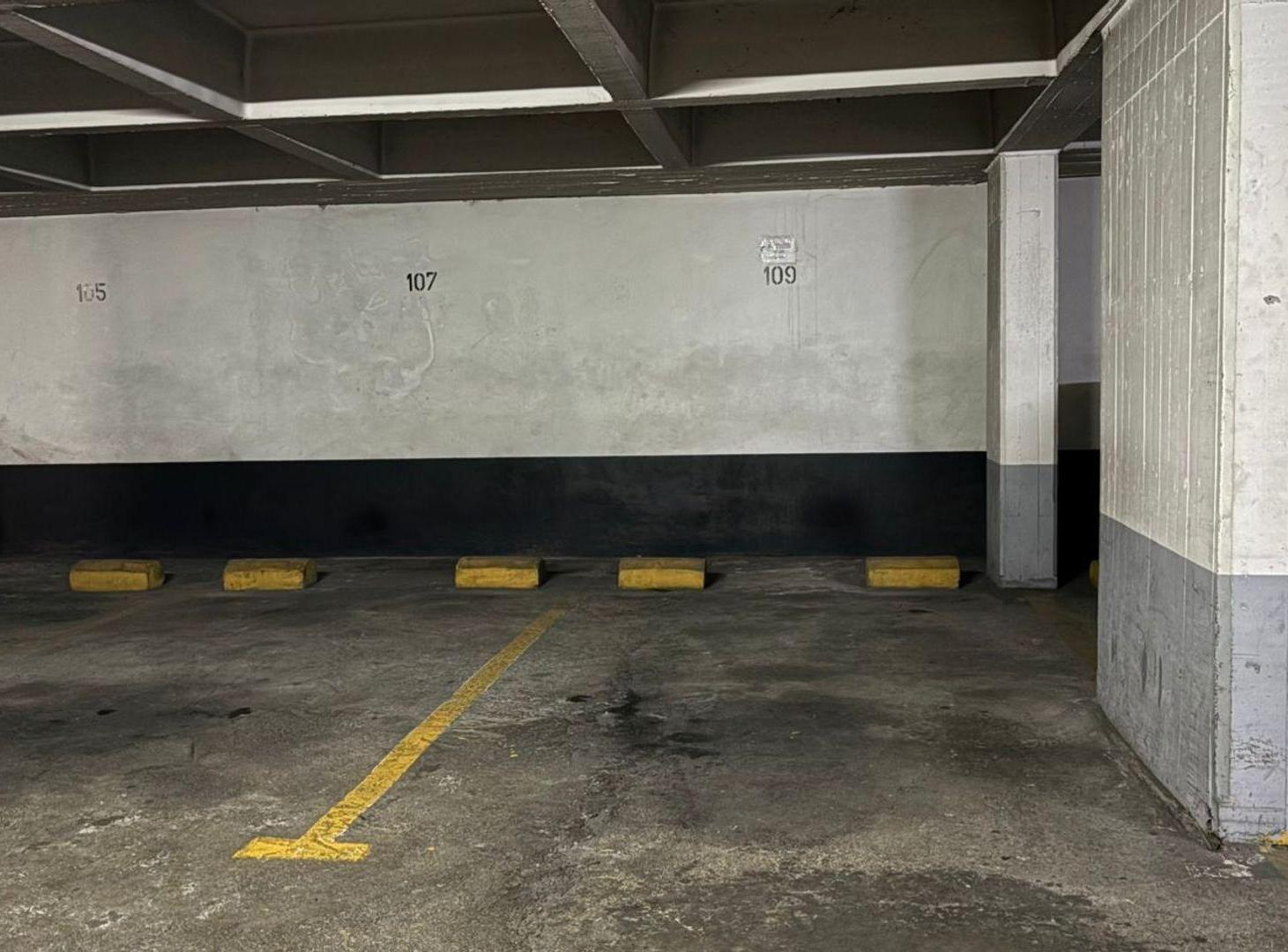 Foto de COCHERA CUBIERTA EN VENTA EN MONSERRAT, imagen 3