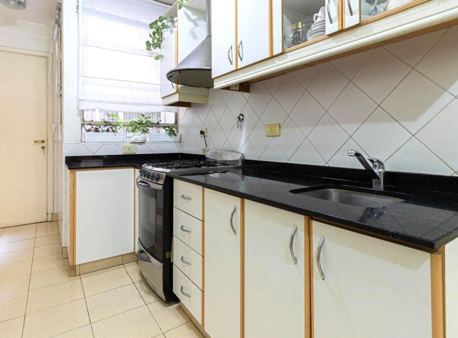 Foto de Venta Departamento 3 Ambientes c/ Dep. Caballito, imagen 2