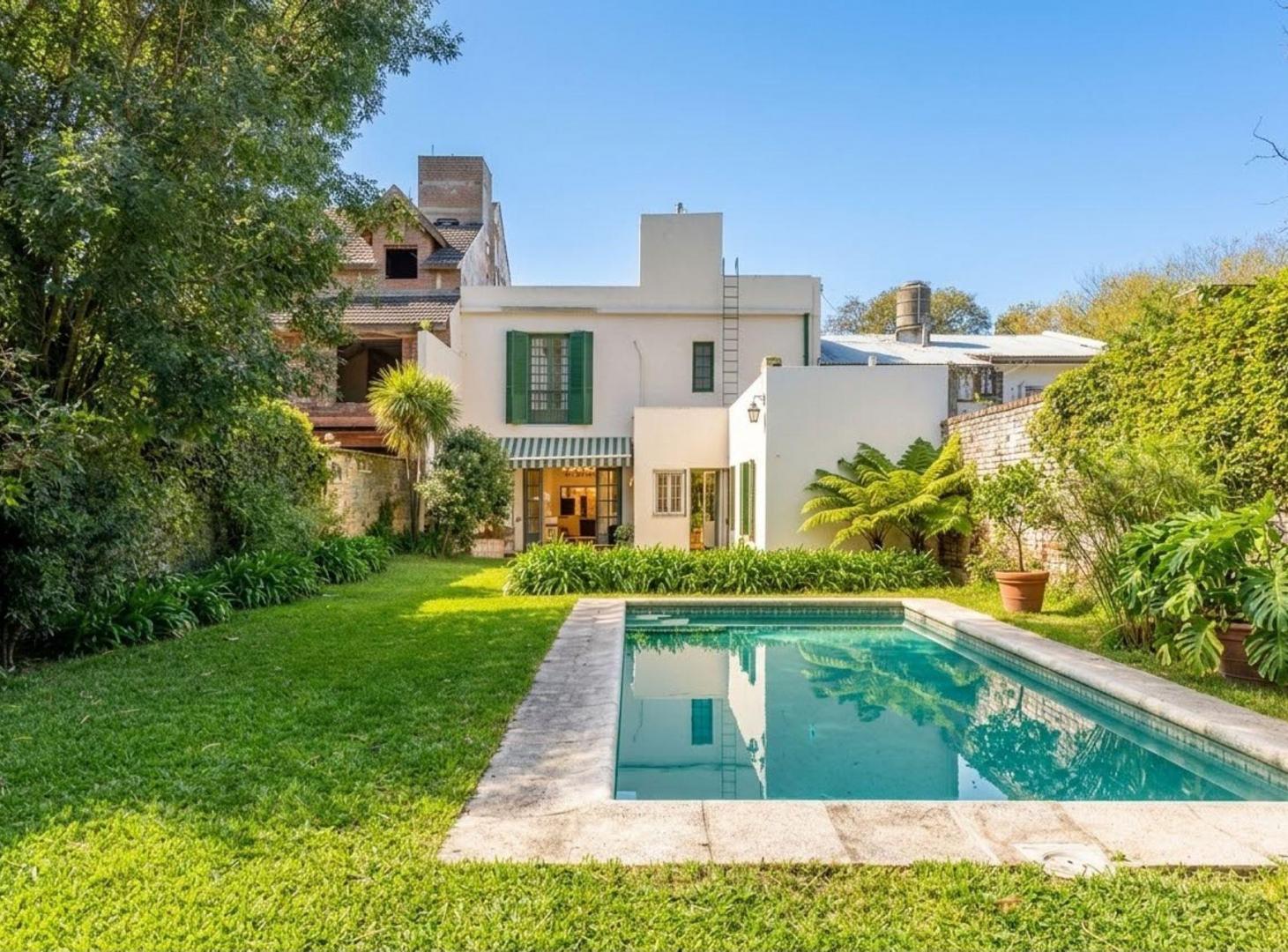 Foto de VENTA CASA 7 AMB JARDÍN PILETA OLIVOS, LA LUCILA, imagen 1