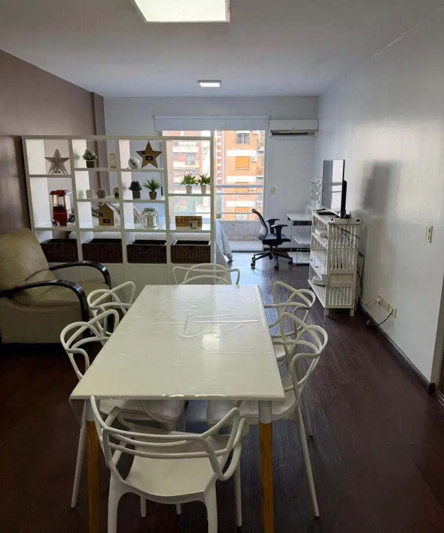 Excelente departamento monoambiente divisible con balcón y amenities 5
