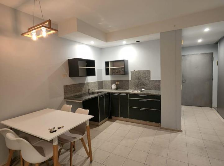 Alquiler Monoambiente con balcon Temporario en Once    5