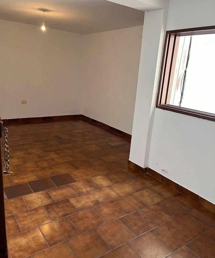 ALQUILO DEPTO 1 DORMITORIO. ZONA CENTRO A MEDIA CUADRA DE AV COLON. 4