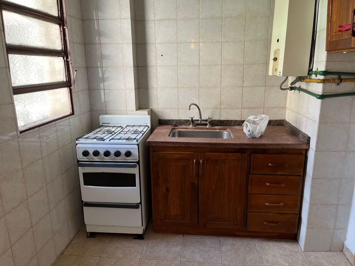 Foto de ALQUILO DEPTO 1 DORMITORIO. ZONA CENTRO A MEDIA CUADRA DE AV COLON., imagen 3