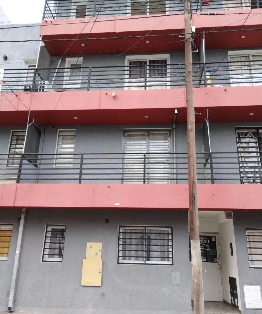 ALQUILO DEPTO 1 DORM C/BALCON. FRENTE 1