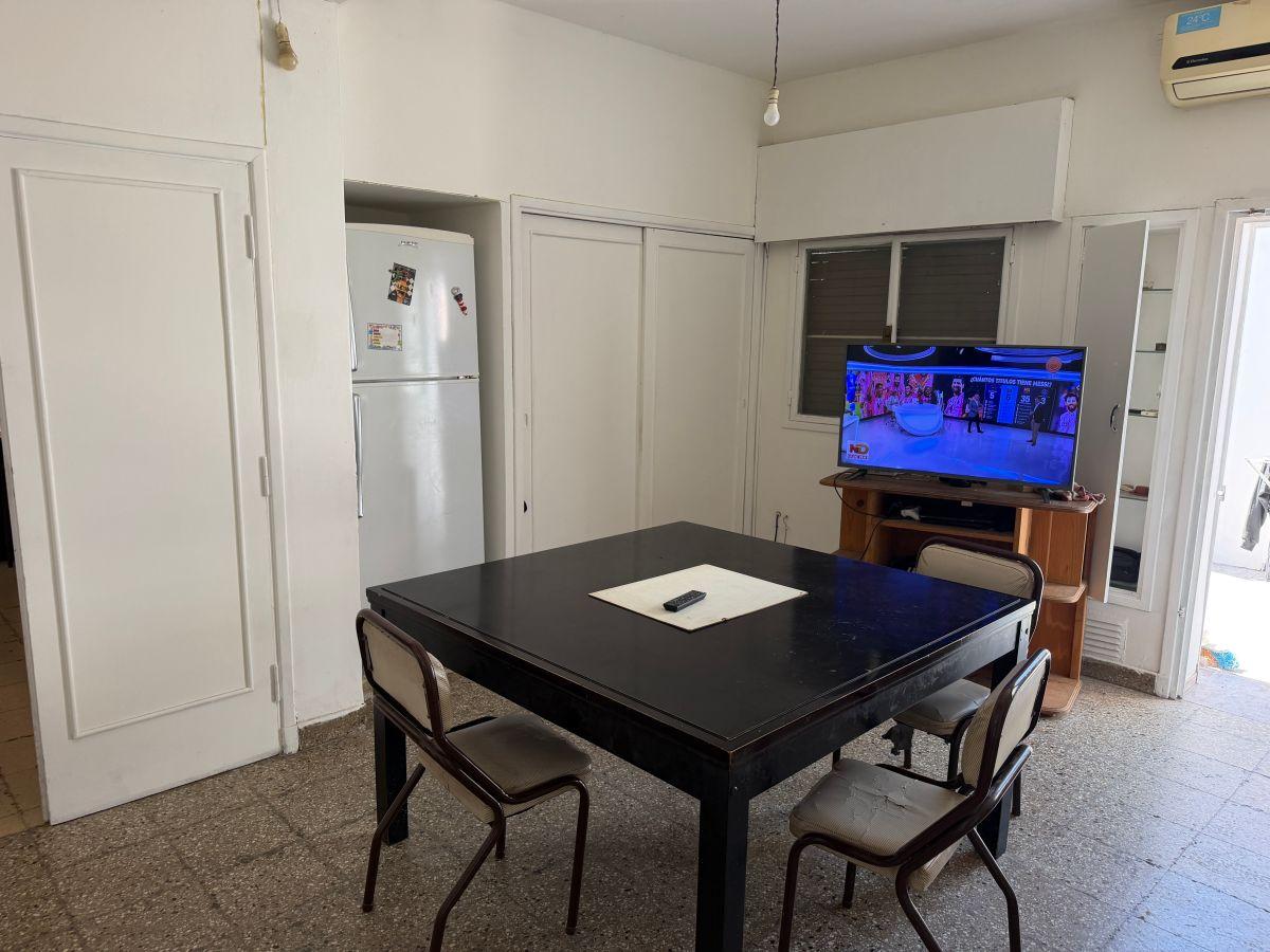 Foto de SE VENDE CASA 2 DORMITORIOS C/ESCRITORIO. EXCELENTE UBICACION!!!, imagen 5