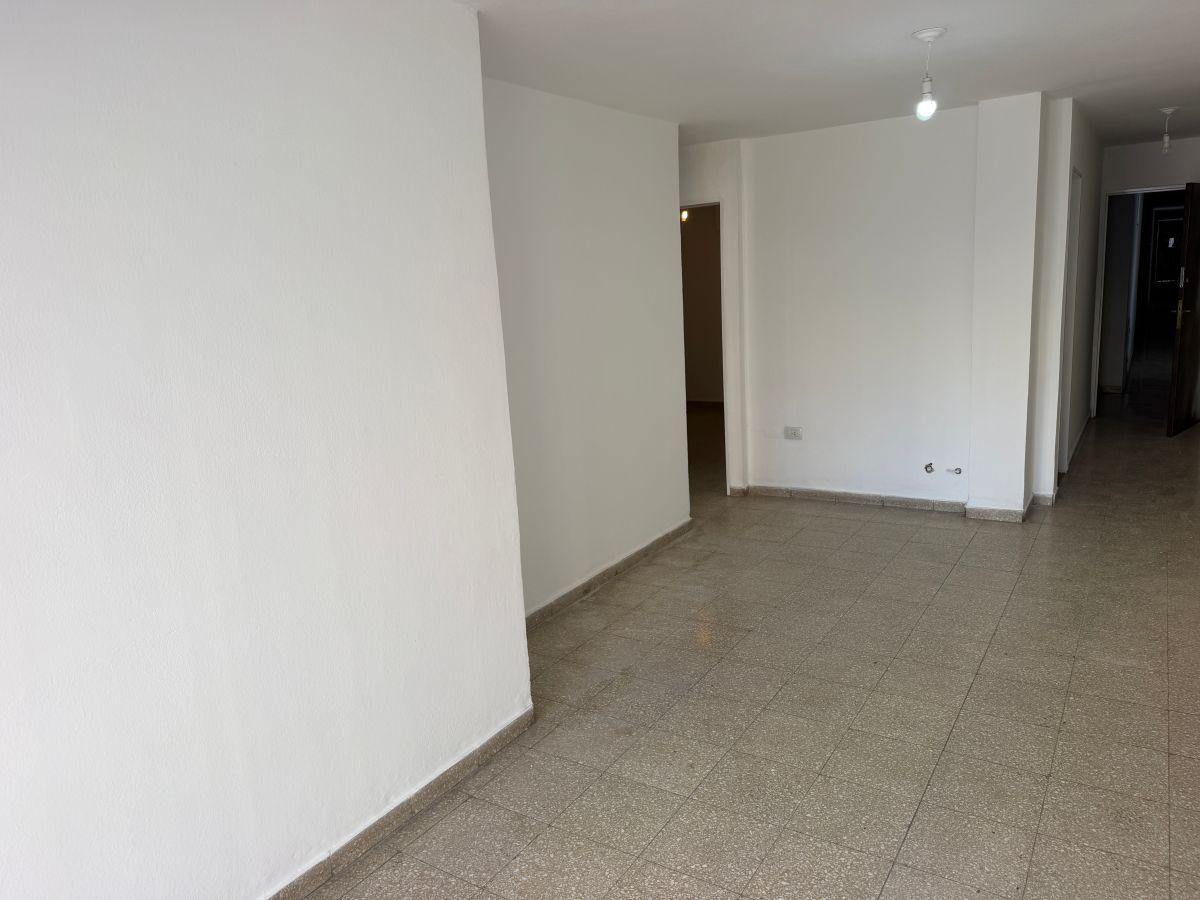 Foto de SE ALQUILA DEPARTAMENTO DE 2 DORMITORIOS C/BALCON EXTERNO. ZONA CENTRO, imagen 1