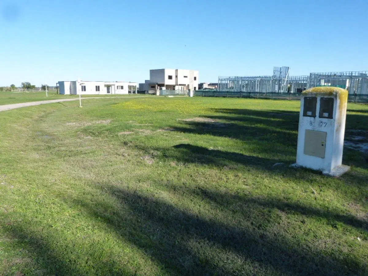 VENTA LOTE 875 M2, CLUB PRADOS DE LA VEGA, ABASTO 4