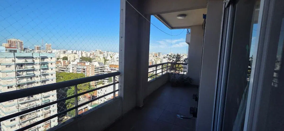 HERMOSO DEPTO. 4 AMB. C/COCHERA, BAULERA, PARRILLA 2