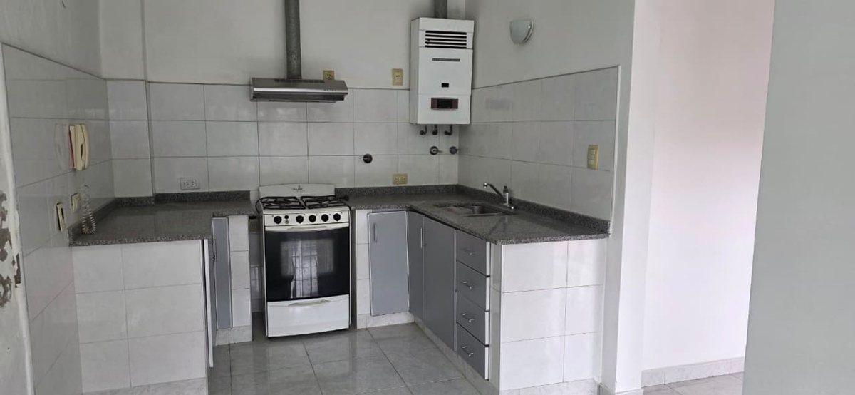 Foto de PH 4AMB. 2 BAÑOS C/JARDÍN-SAN MARTÍN, imagen 2