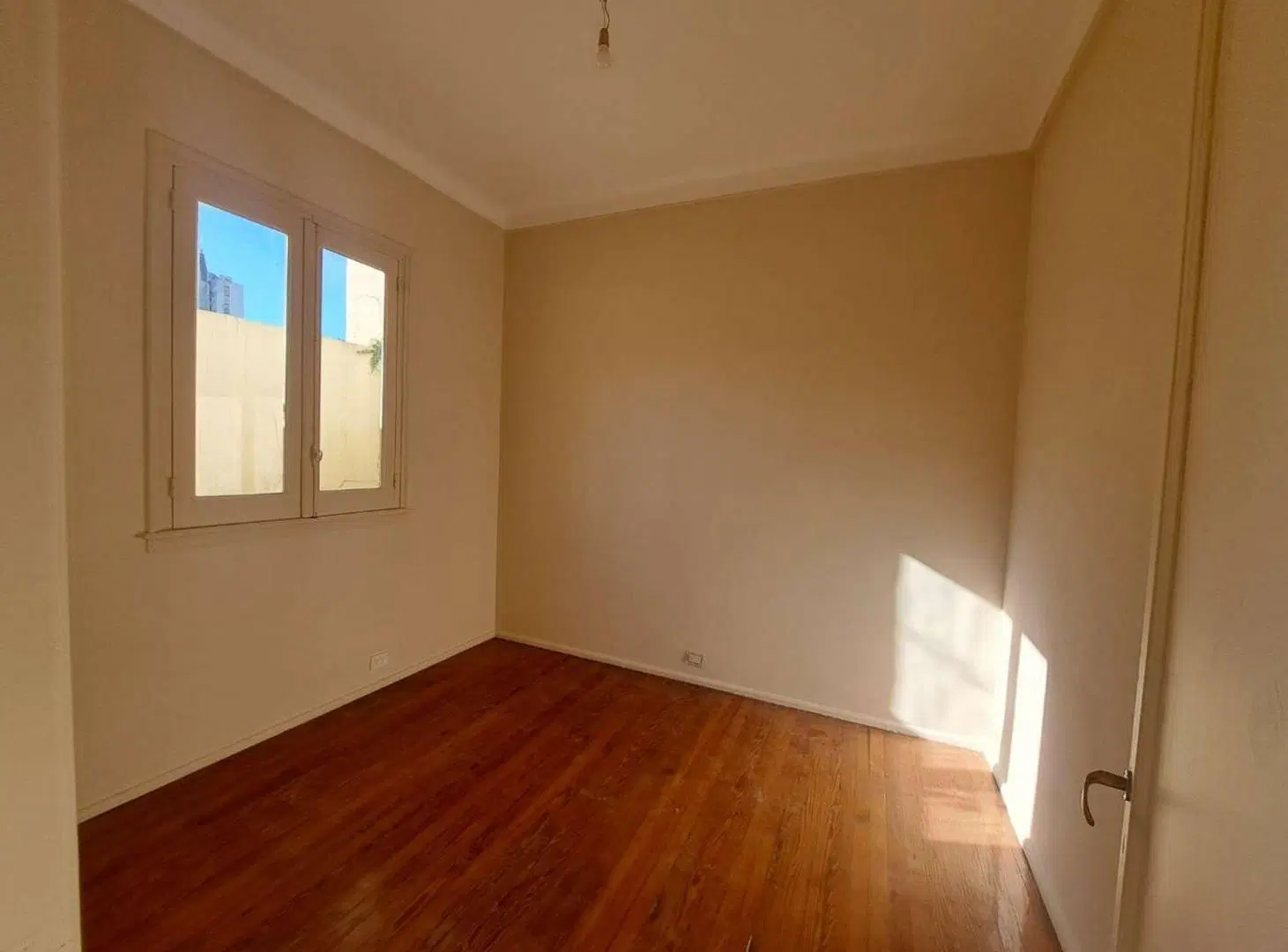 VENTA DEPTO. 3 AMB Y MEDIO TODO LUZ BALBANERA 5