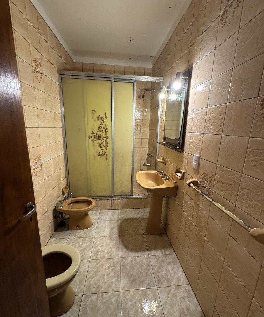 Foto de VENTA PH 5 AMB FLORES PATIO Y TERR, ENTRADA INDEP, imagen 4