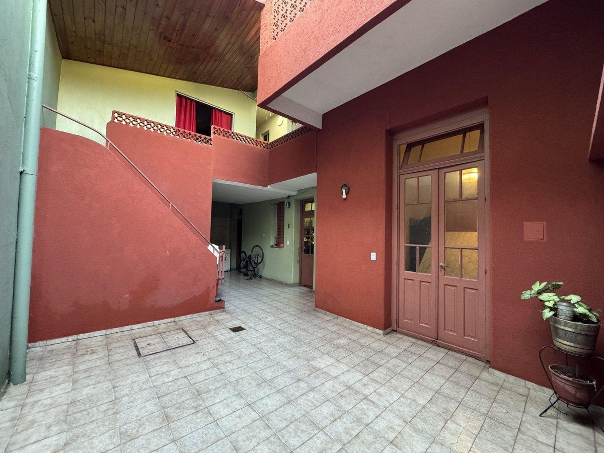 Foto de VENTA PH 5 AMB FLORES PATIO Y TERR, ENTRADA INDEP, imagen 2