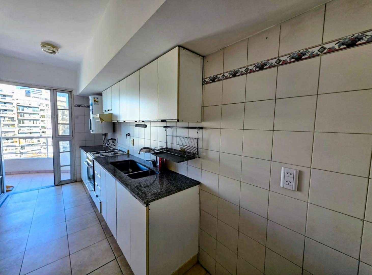 Foto de Alquiler departamento 2amb Parque Chacabuco balcón, imagen 3
