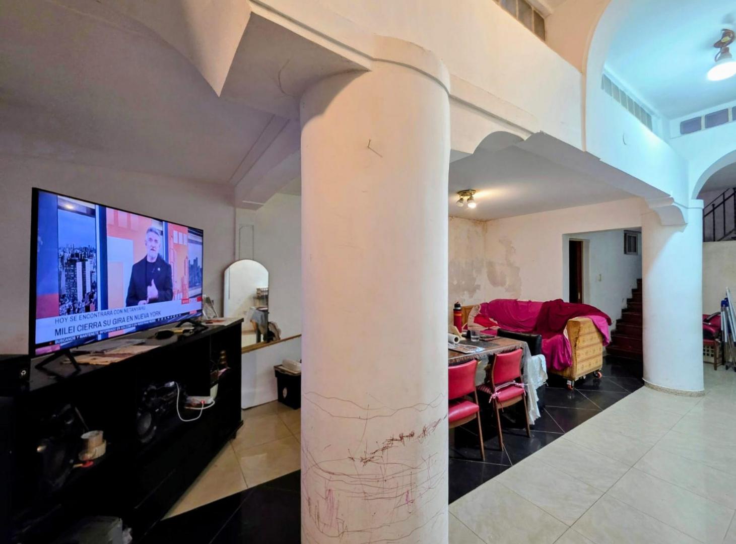 Foto de Venta Casa con local y coch. en lote prop. Pompeya, imagen 2