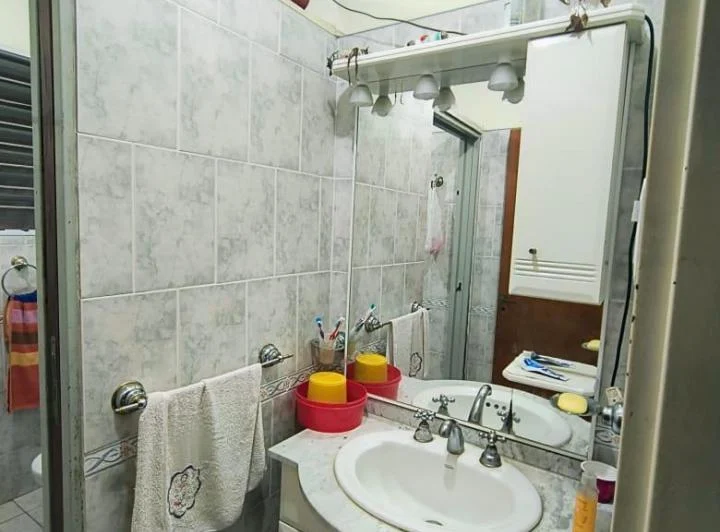 Casa en  venta calle Schachtel casi Colombo 5