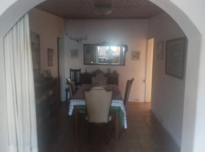 Casa en  venta Magnasco esquina Jauretche 4