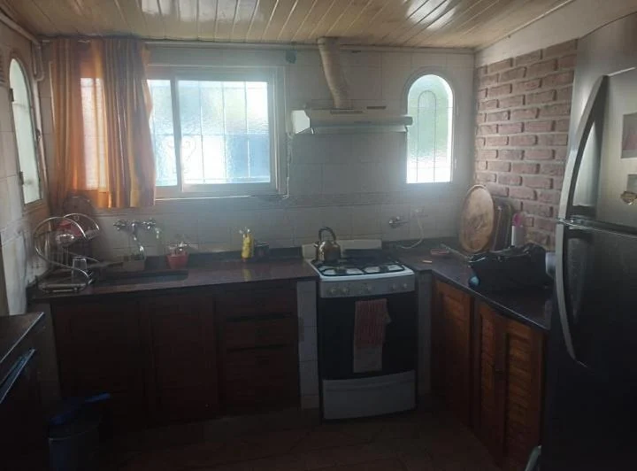 Casa en  venta Magnasco esquina Jauretche 3