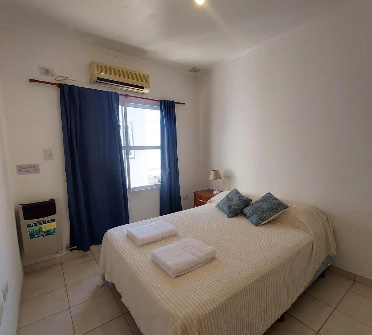 Departamento an alquiler sobre calle Colombo casi Rosario 2