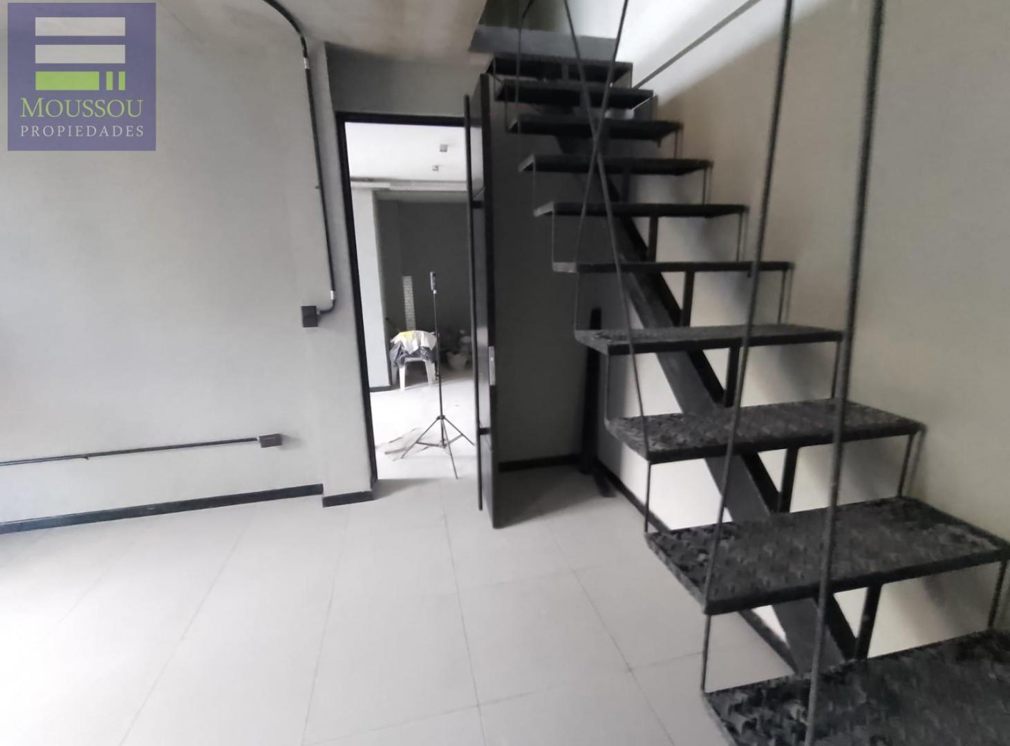 Foto de Departamento en venta en calle Av. Del valle entre Casero y Alem, imagen 3