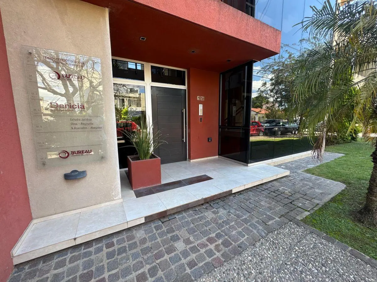 OFICINA EN ALQUILER SOBRE RECTA MARTINOLLI 1
