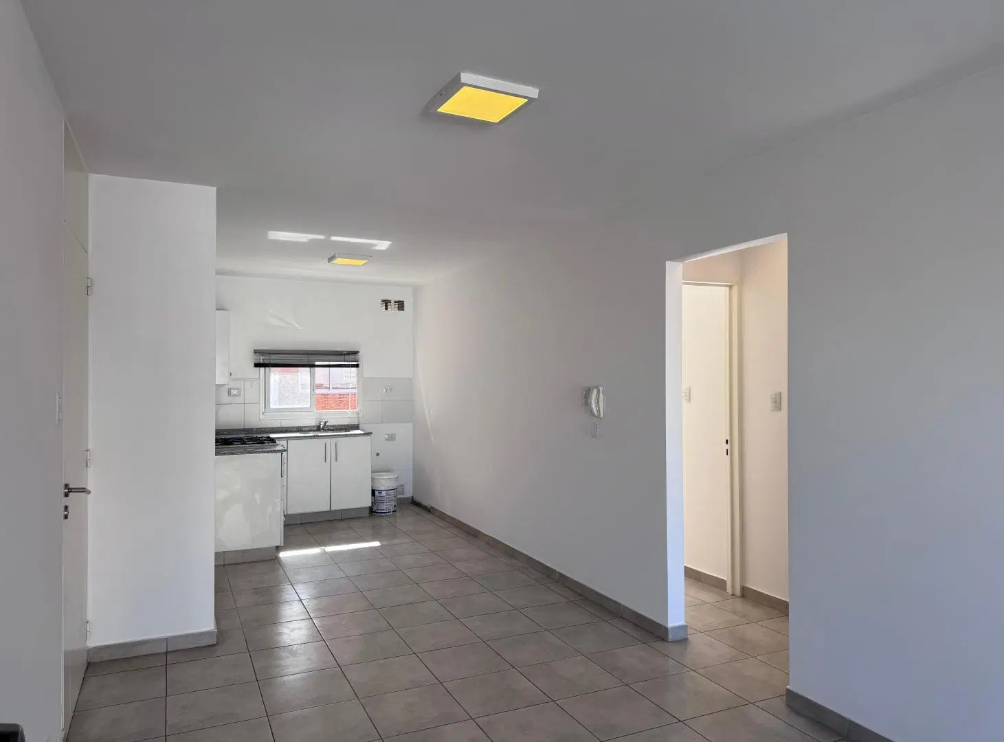 Departamento dos dormitorios en alquiler en Barrio Providencia (piso alto) 4