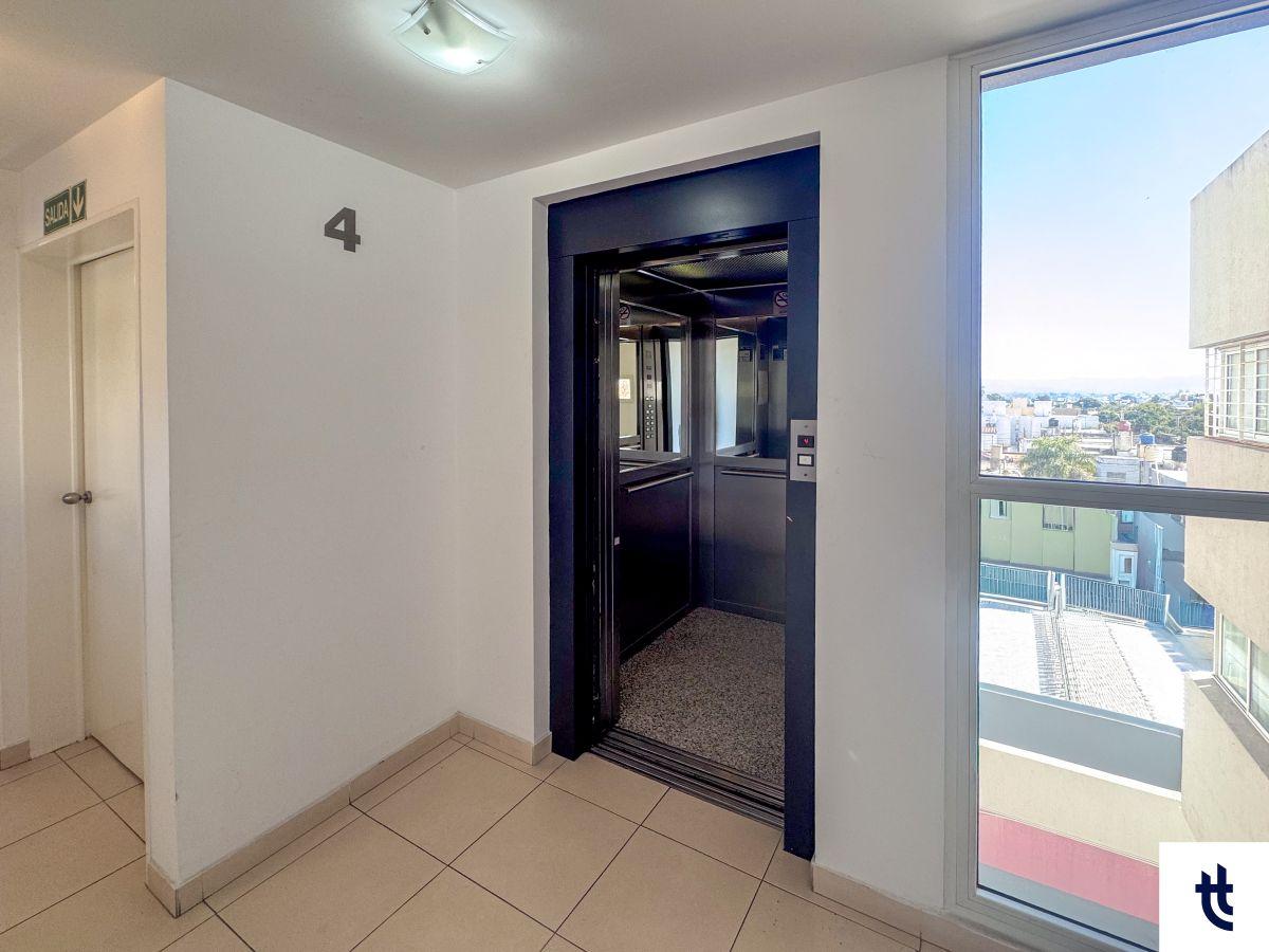 Departamento Duplex en venta de dos dormitorios (4to piso) en B Alta Córdoba