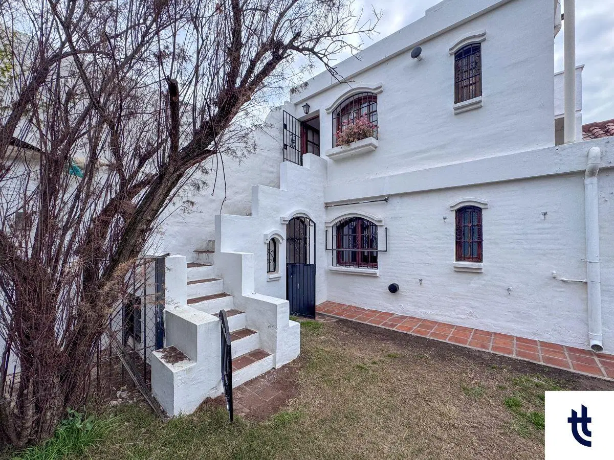 Casa de 4 Dormitorios en Alquiler , Villa Belgrano , Córdoba Capital 1